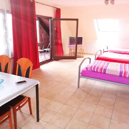200m2 *