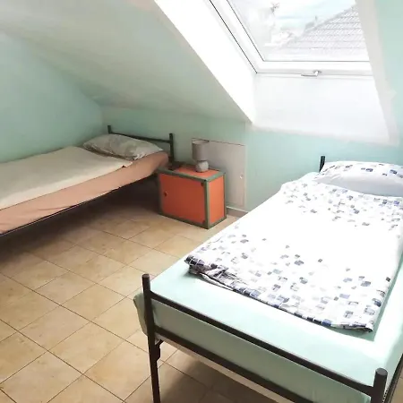 200m2